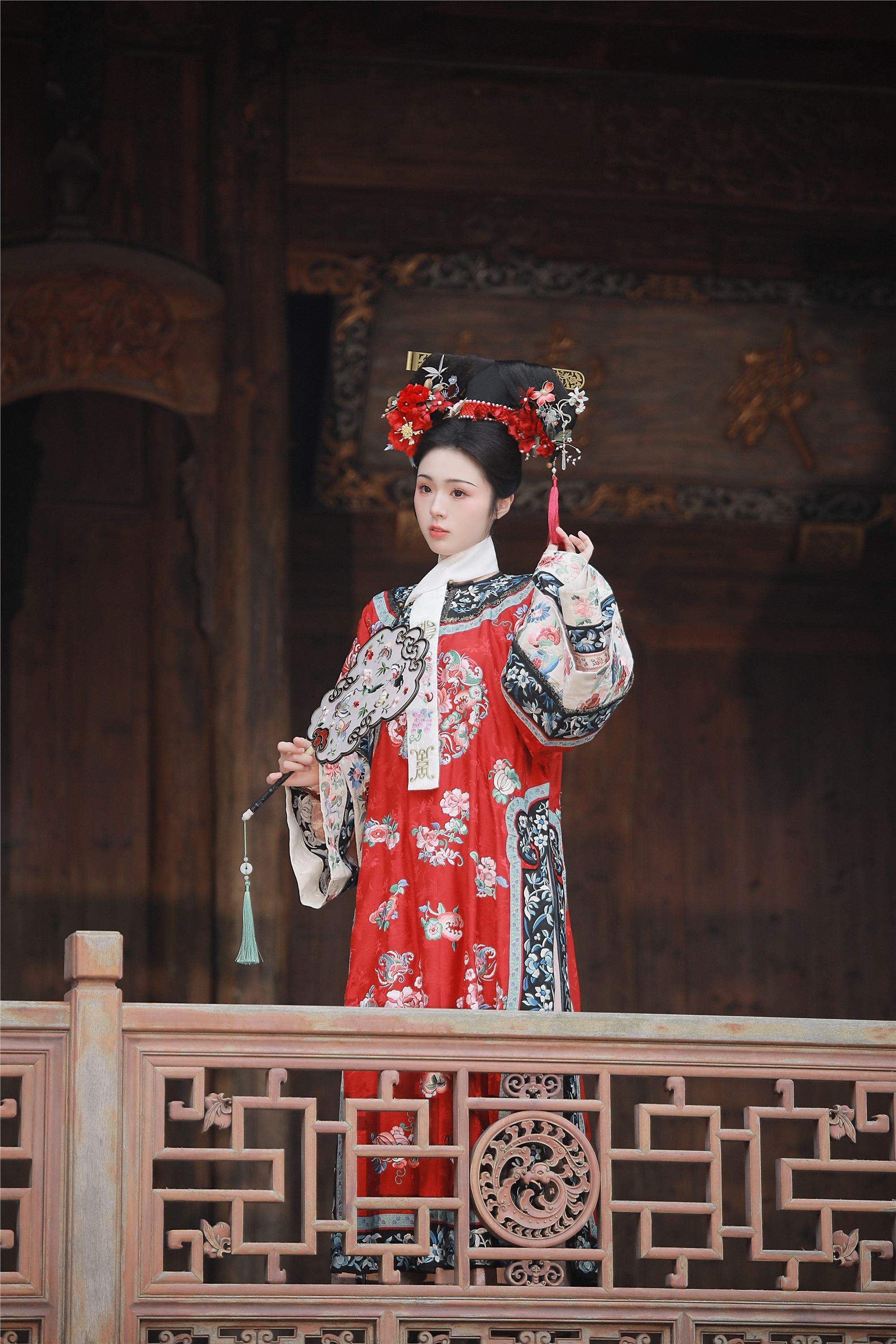 YITUYU 艺图语 2025.03.09 格格 喵喵梓